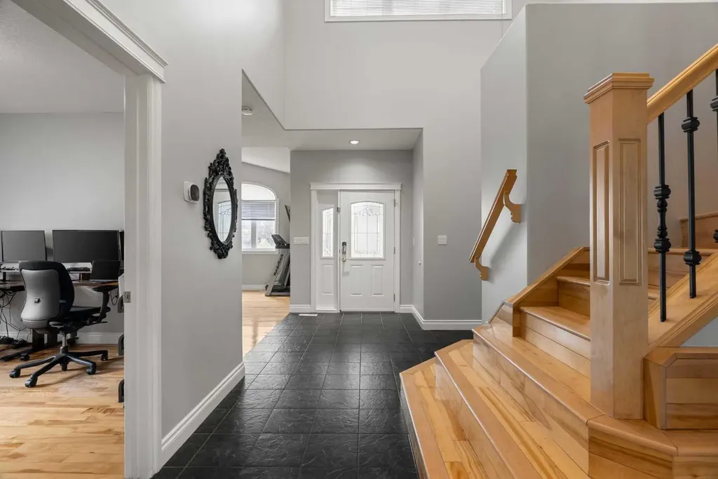169 Lindstrom Crescent Fort Mcmurray AB T9K 2N8
