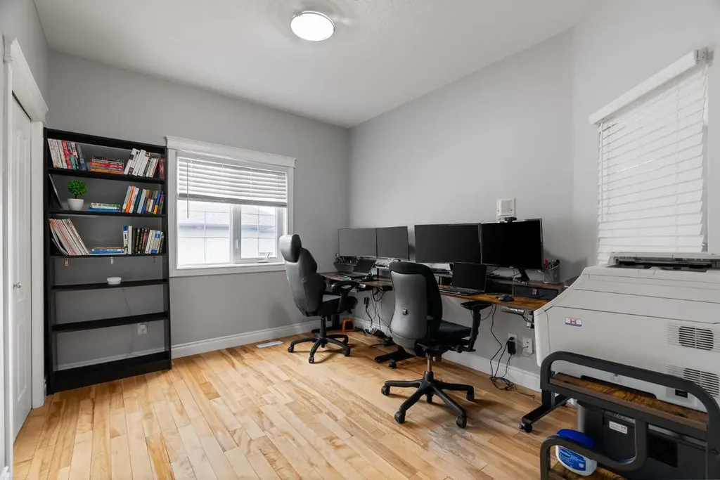 169 Lindstrom Crescent Fort Mcmurray AB T9K 2N8
