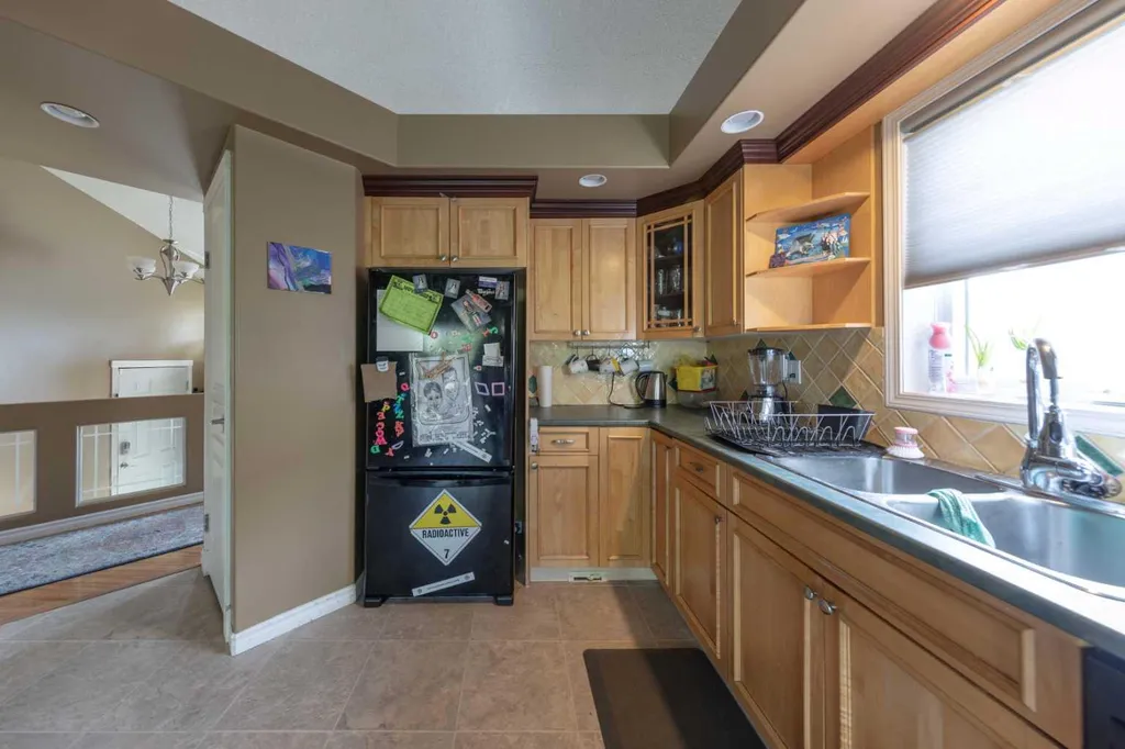 2308 58 Avenue Lloydminster AB T9V2Y5