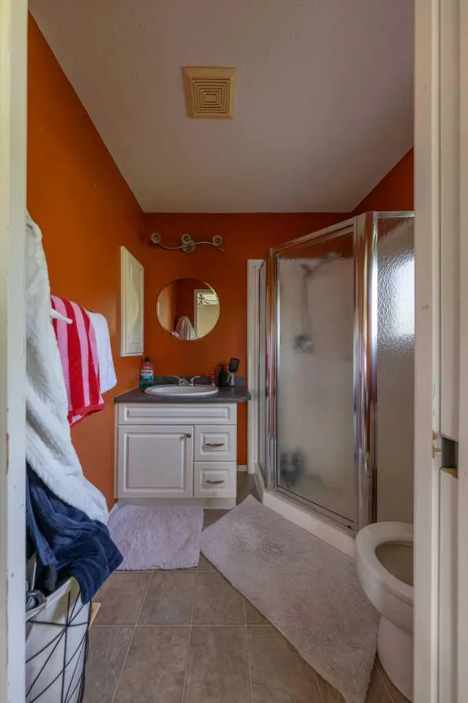 2308 58 Avenue Lloydminster AB T9V2Y5