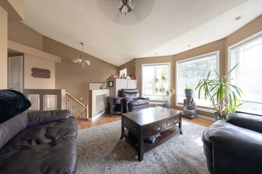2308 58 Avenue Lloydminster AB T9V2Y5