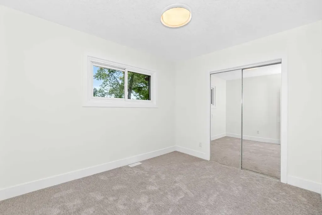 4139 Bowlen Street Calgary AB T2L1P8