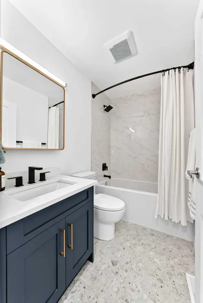 4139 Bowlen Street NW Calgary AB T2L1P8