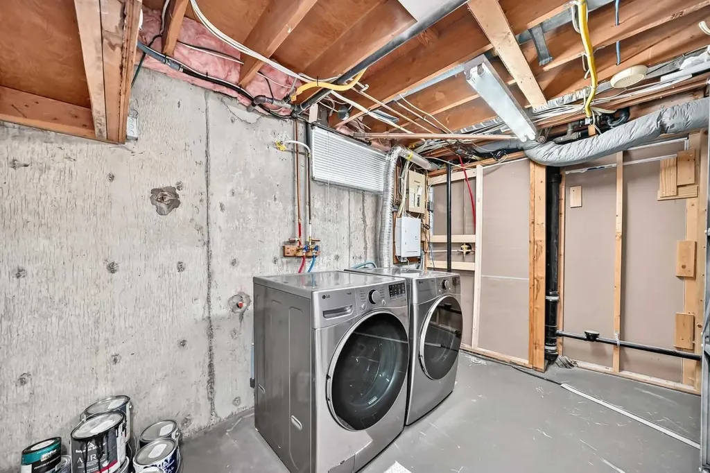 4139 Bowlen Street Calgary AB T2L1P8
