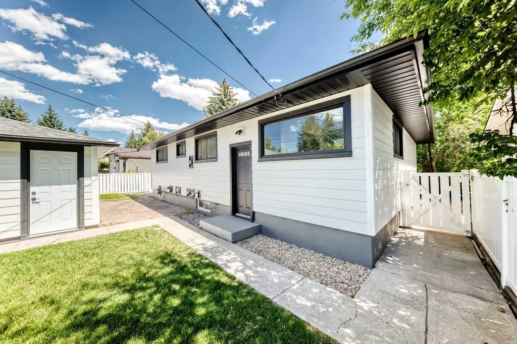 4139 Bowlen Street Calgary AB T2L1P8
