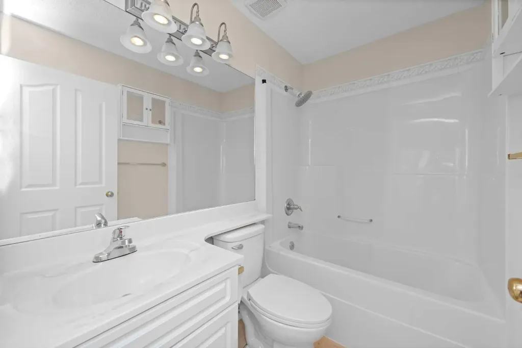 642 Citadel Drive NW Calgary AB T3G 4Z3