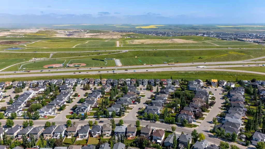 642 Citadel Drive NW Calgary AB T3G 4Z3