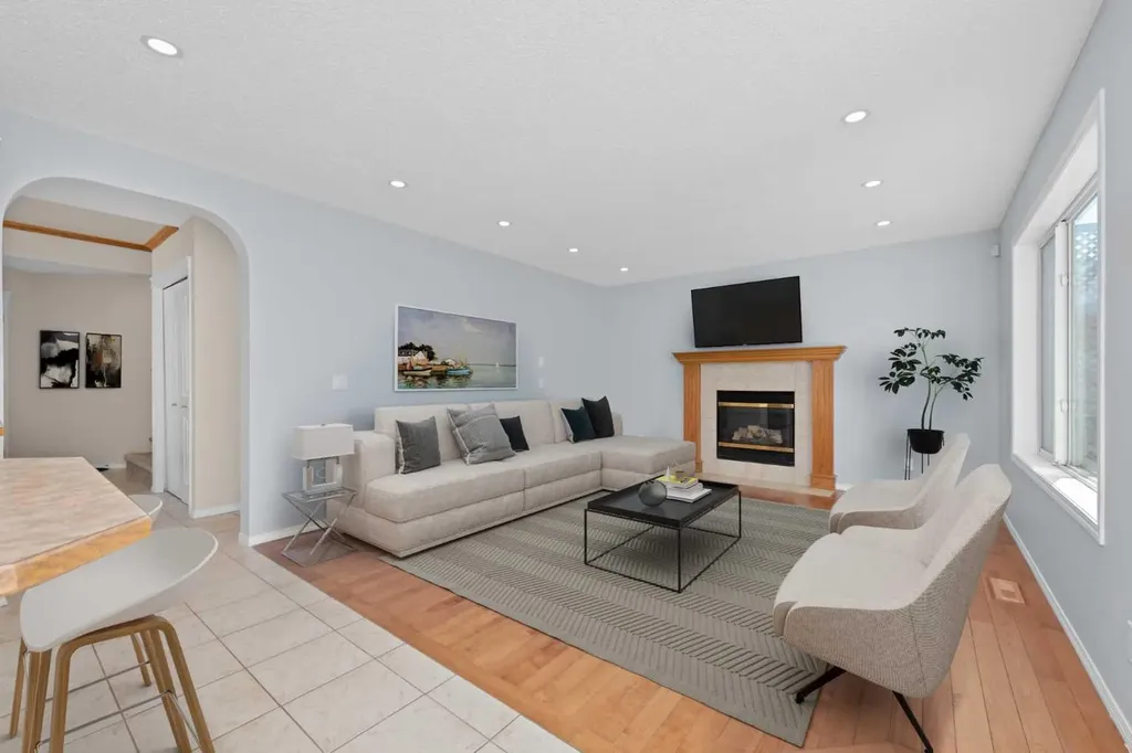 642 Citadel Drive NW Calgary AB T3G 4Z3