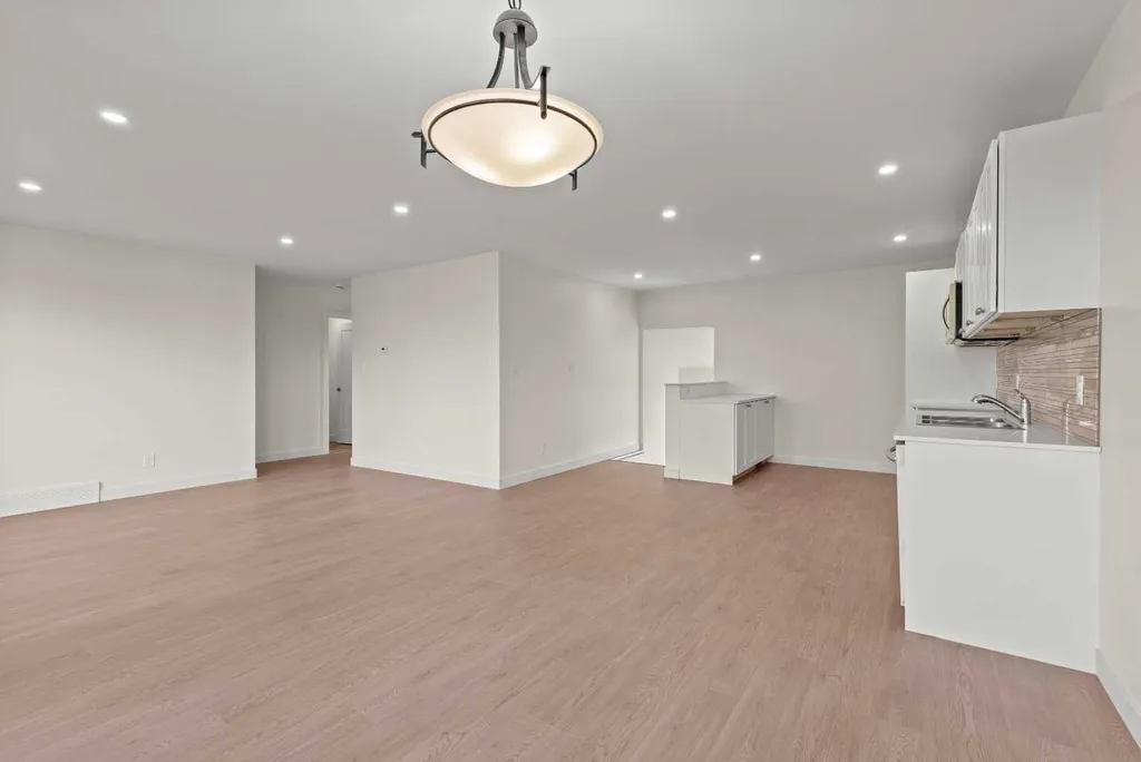 209 First Avenue S Torrington AB T0M 2B0