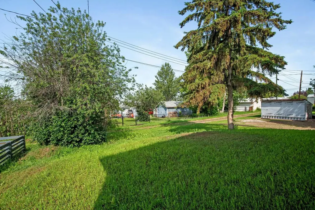 209 First Avenue S Torrington AB T0M 2B0