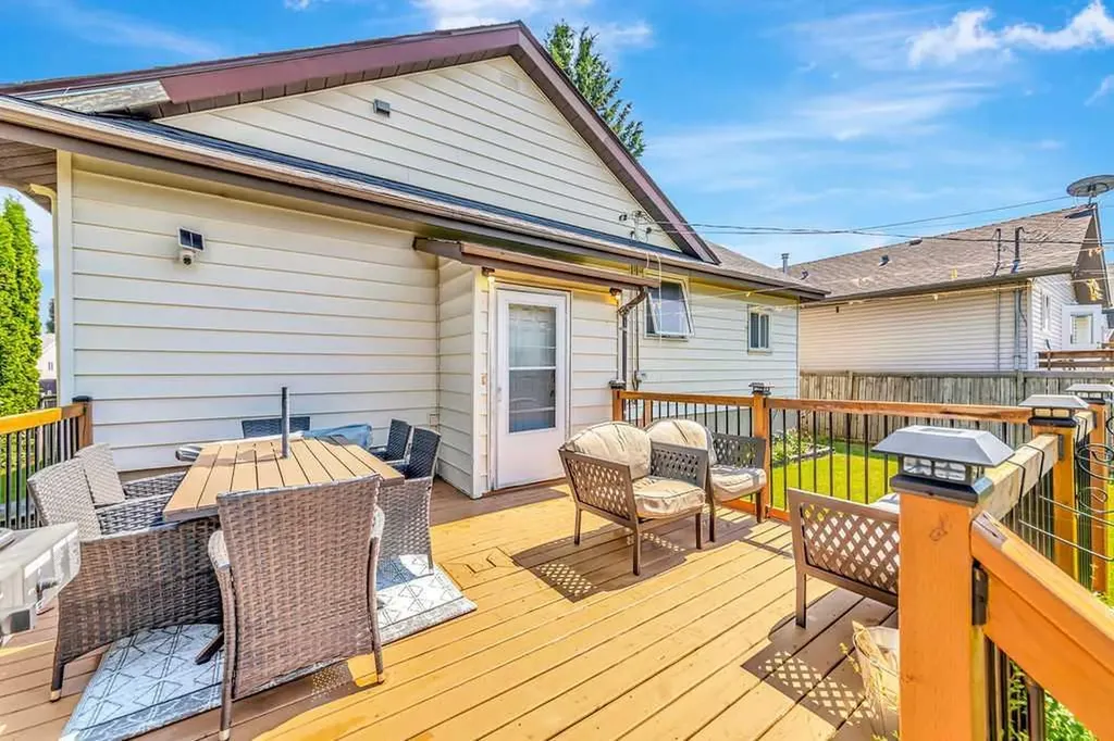 1512 49 Avenue Lloydminster SK S9V 1T3