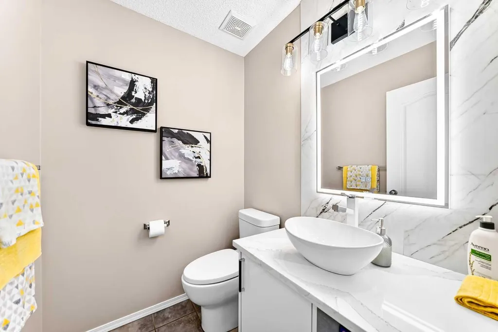 150 Springmere Drive Chestermere AB T1X1V9