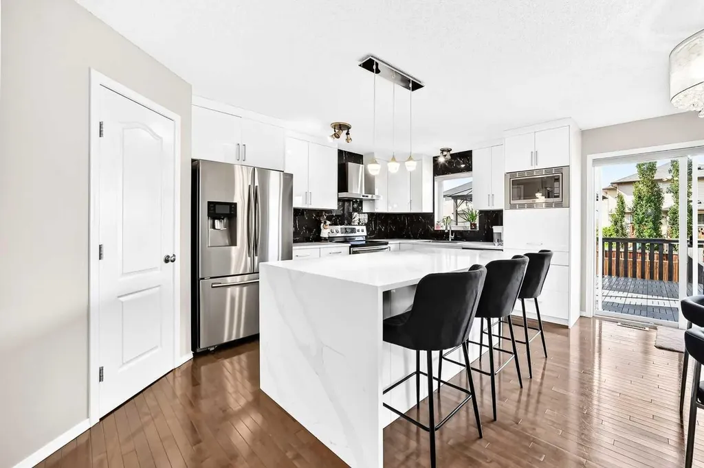 150 Springmere Drive Chestermere AB T1X1V9