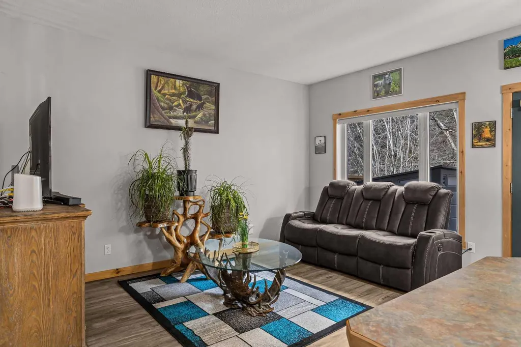 36 Windridge Road Exshaw AB T0L2C0