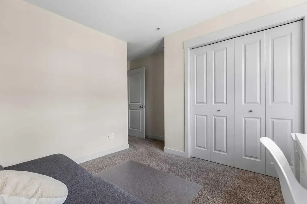 155 Skyview Ranch Way NE Calgary AB T3N0L2