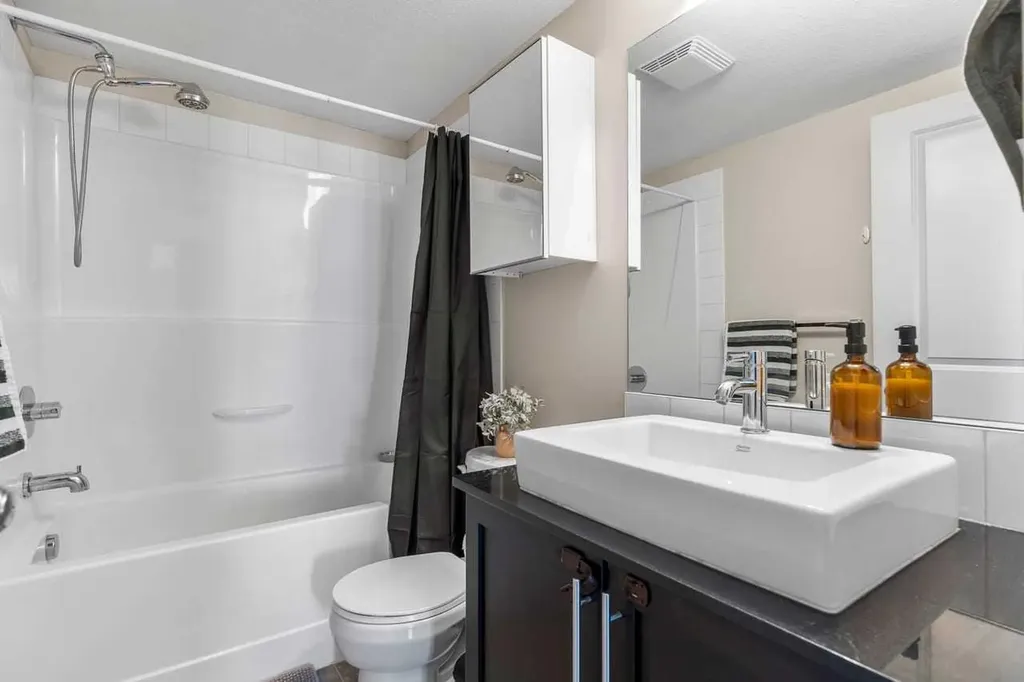 155 Skyview Ranch Way NE Calgary AB T3N0L2
