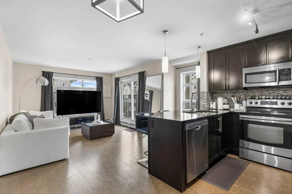 155 Skyview Ranch Way NE Calgary AB T3N0L2