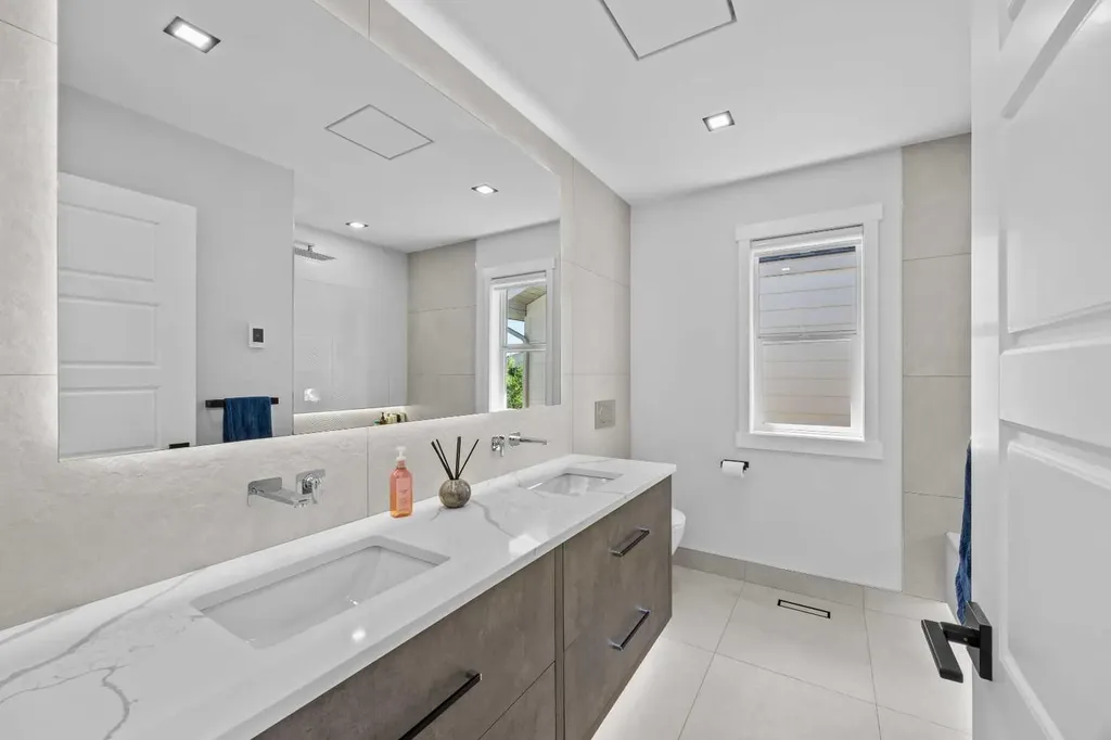 101 Bridlewood Street Calgary AB t2y 3r7