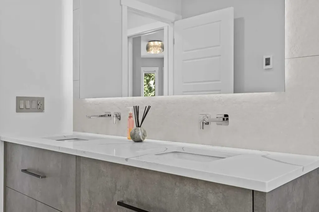 101 Bridlewood Street Calgary AB t2y 3r7