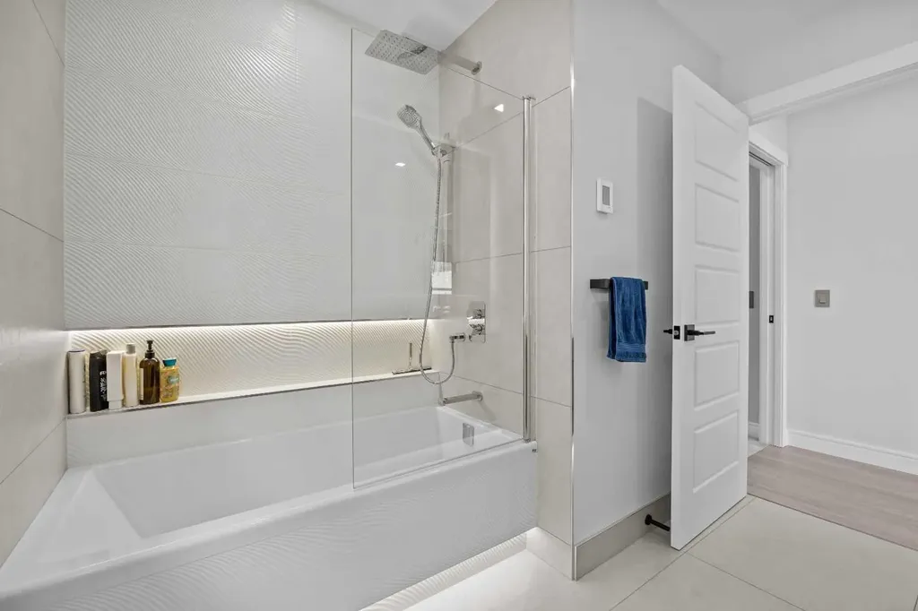 101 Bridlewood Street Calgary AB t2y 3r7