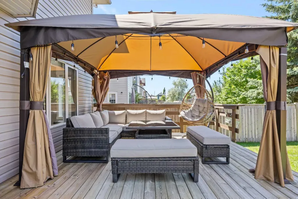 101 Bridlewood Street Calgary AB t2y 3r7
