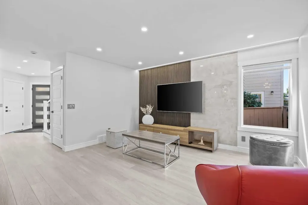 101 Bridlewood Street Calgary AB t2y 3r7