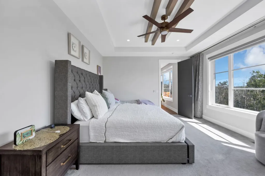 34 Rockford Park NW Calgary AB T3G0G7