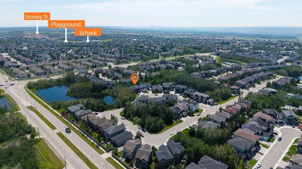 34 Rockford Park NW Calgary AB T3G0G7