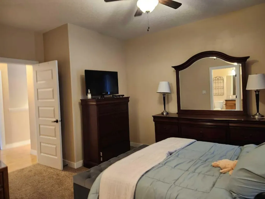628 Bankview Drive Drumheller AB T0J0Y6