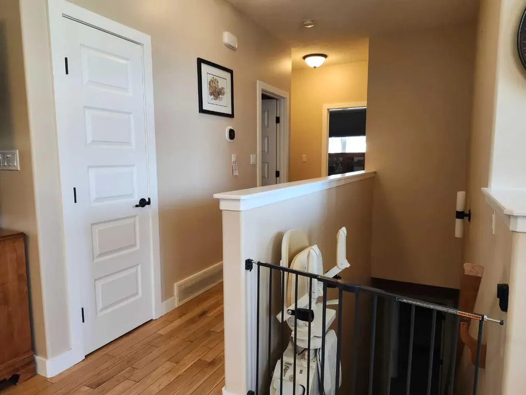 628 Bankview Drive Drumheller AB T0J0Y6