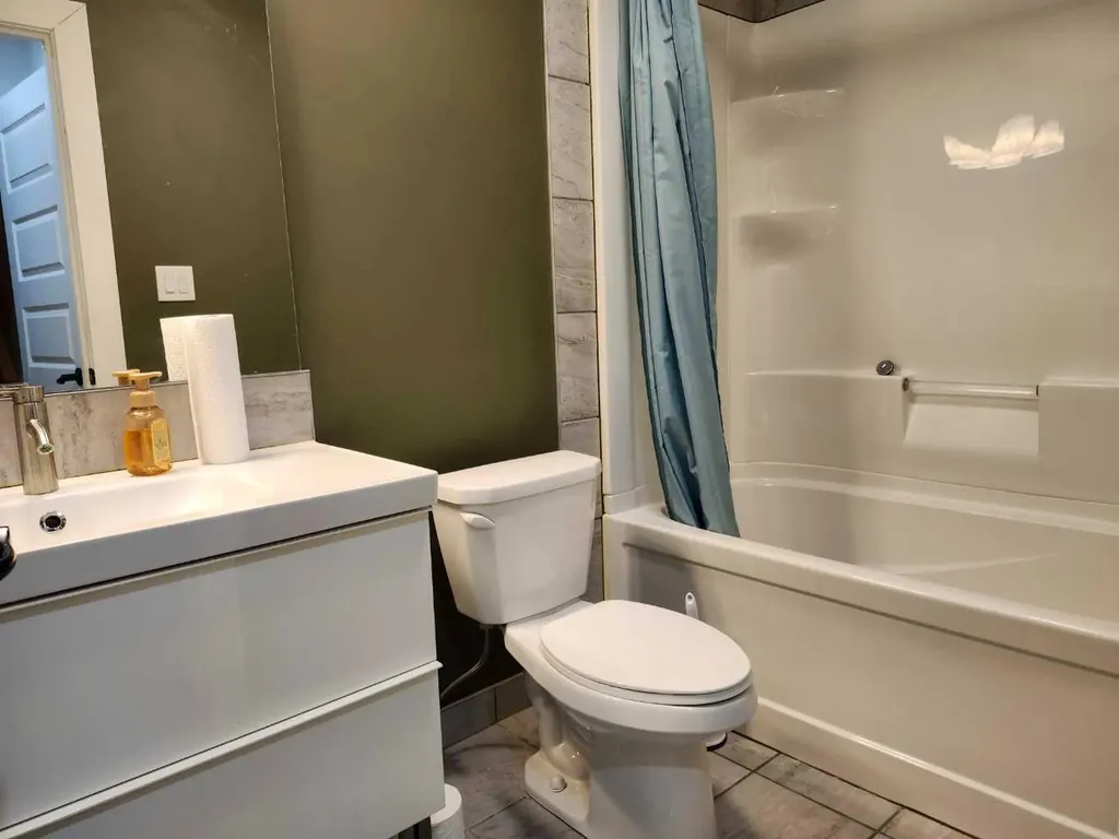 628 Bankview Drive Drumheller AB T0J0Y6