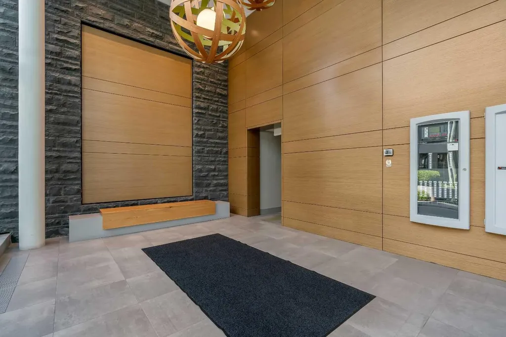 118 Waterfront Court SW Calgary AB T2P 1K8