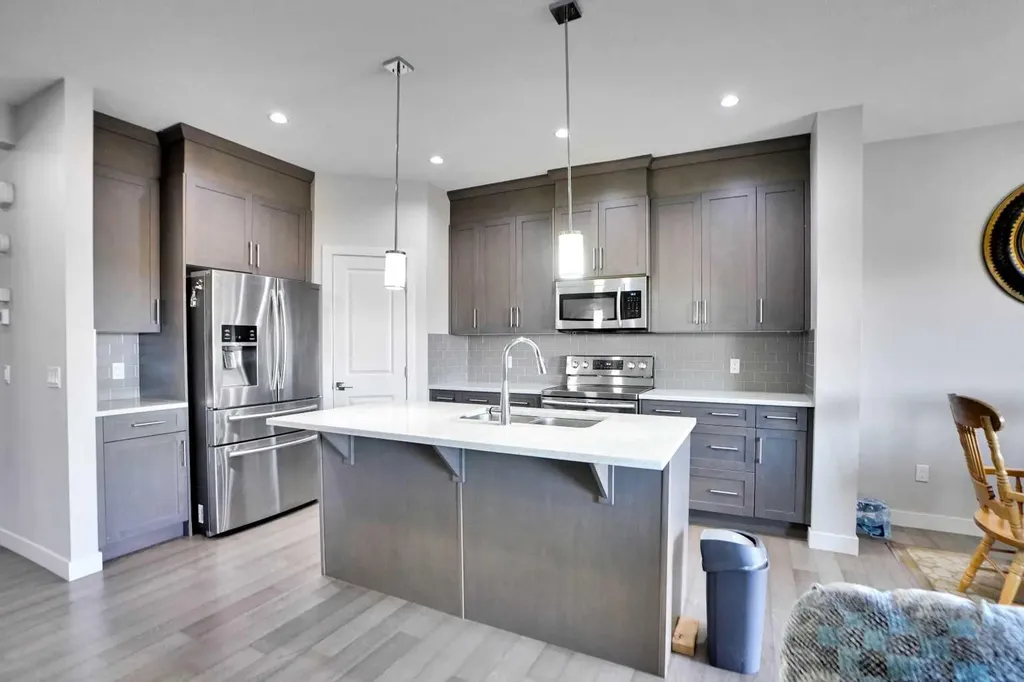 99 Savanna Way NE Calgary AB T3J 0Y6