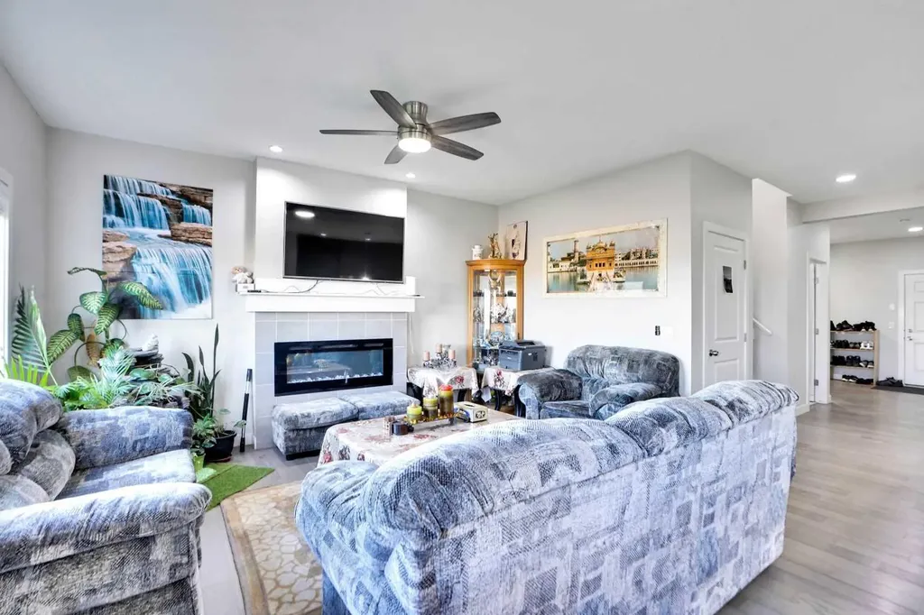 99 Savanna Way NE Calgary AB T3J 0Y6
