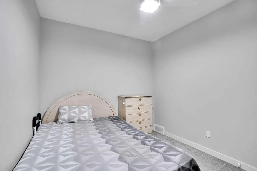 99 Savanna Way NE Calgary AB T3J 0Y6