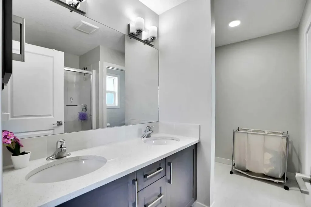 99 Savanna Way NE Calgary AB T3J 0Y6
