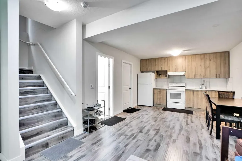 99 Savanna Way NE Calgary AB T3J 0Y6