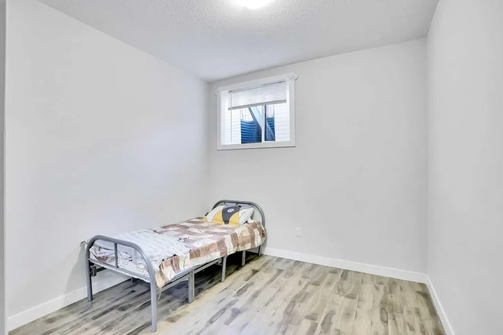 99 Savanna Way NE Calgary AB T3J 0Y6