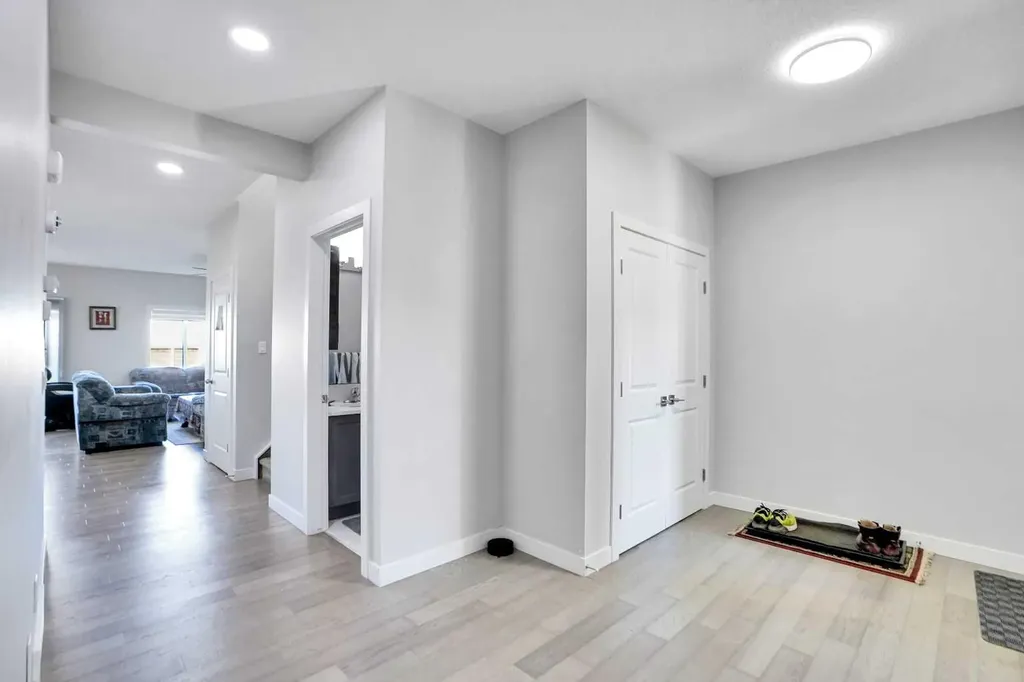 99 Savanna Way NE Calgary AB T3J 0Y6