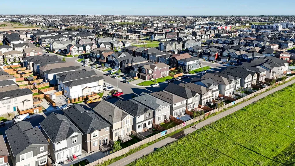 99 Savanna Way NE Calgary AB T3J 0Y6