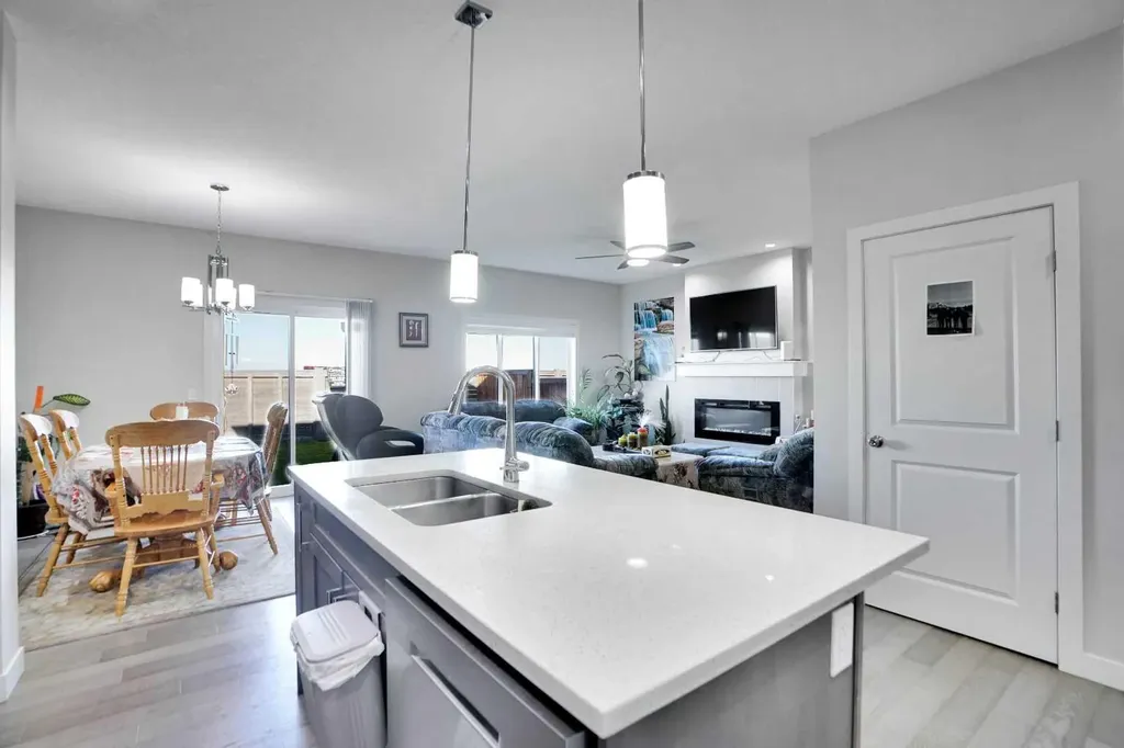 99 Savanna Way NE Calgary AB T3J 0Y6