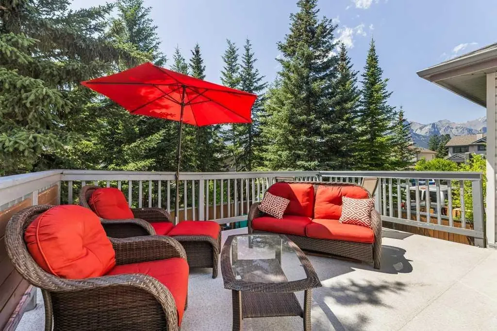 545 Grotto Road Canmore AB T1W 1J1