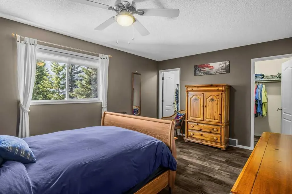 545 Grotto Road Canmore AB T1W 1J1