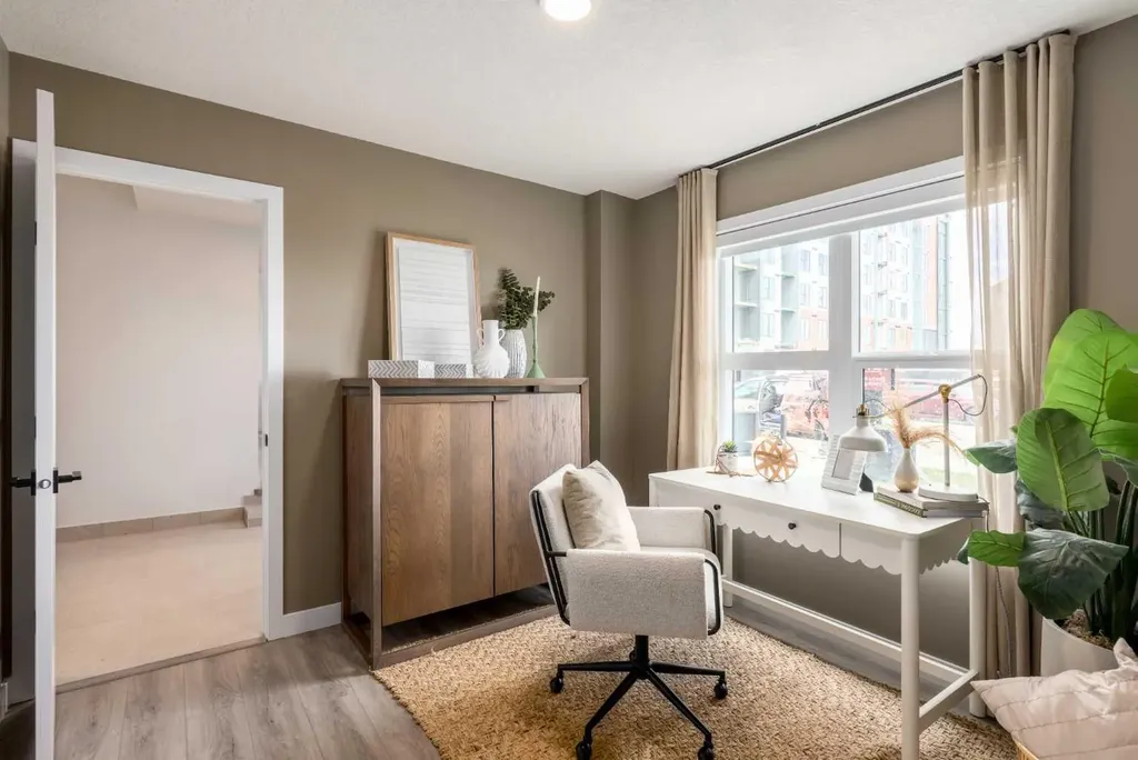 86 Heirloom Passage SE Calgary AB T3S 1H2
