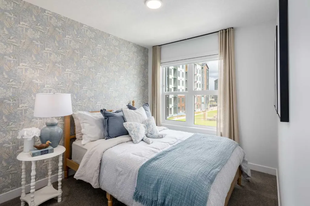 86 Heirloom Passage SE Calgary AB T3S 1H2