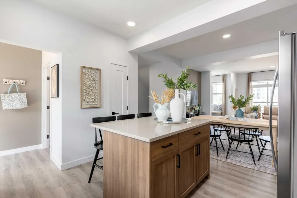 86 Heirloom Passage SE Calgary AB T3S 1H2