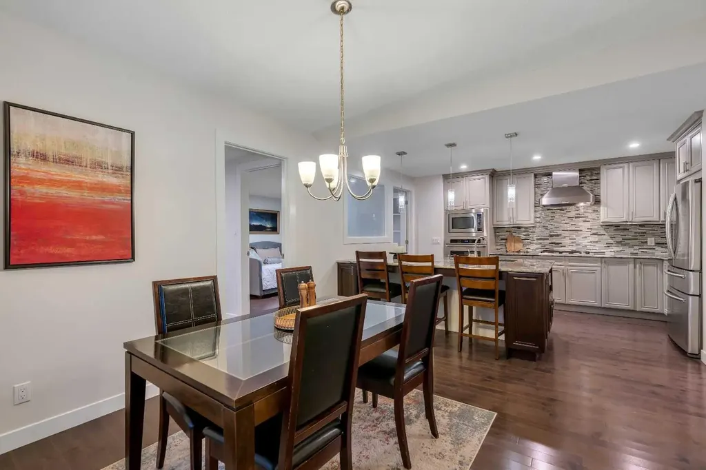 4143 Varsity Road NW Calgary AB T3B 2Y5