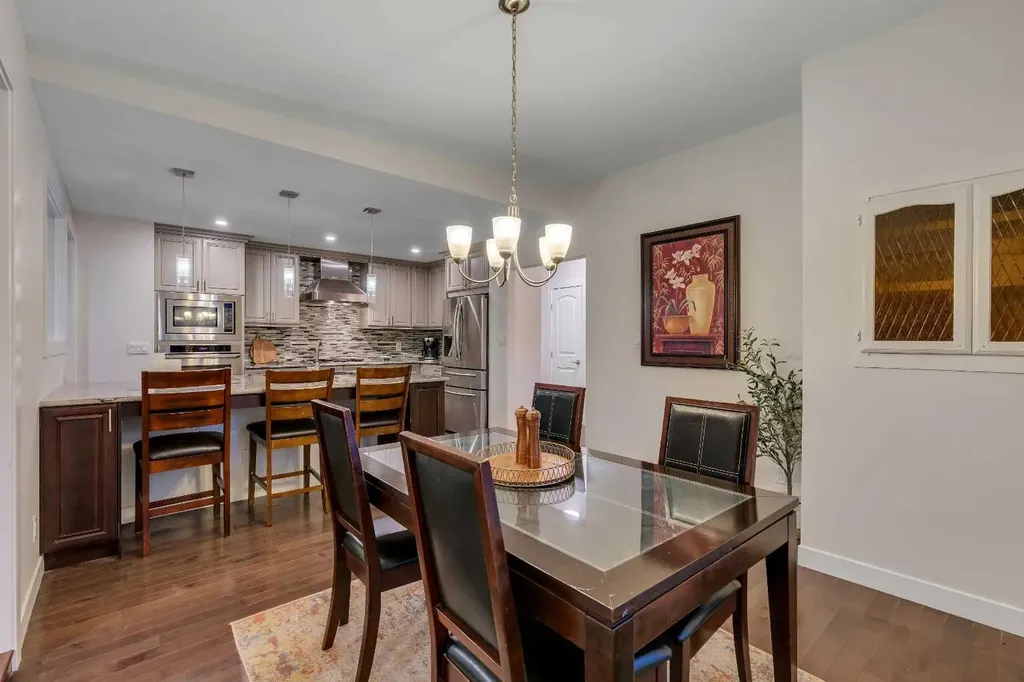 4143 Varsity Road NW Calgary AB T3B 2Y5