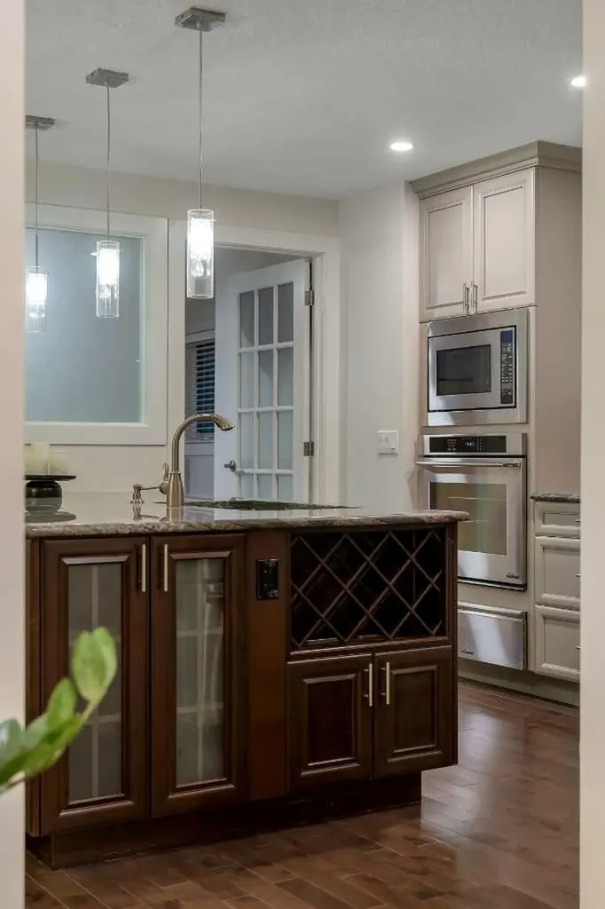 4143 Varsity Road NW Calgary AB T3B 2Y5