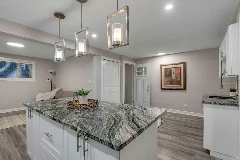 4143 Varsity Road NW Calgary AB T3B 2Y5